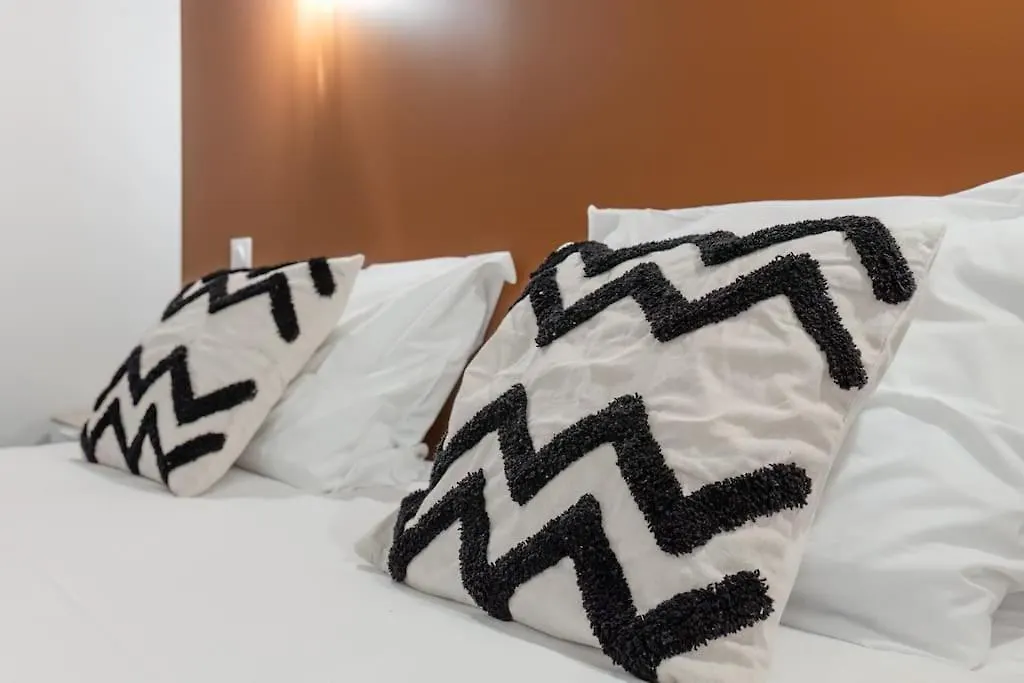 Zenbnb / Cosmo / Chambre N°2 / Proche Tram/Gare Annemasse Daire