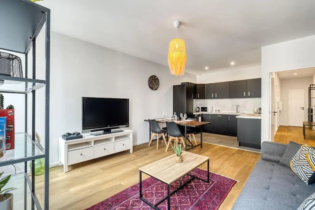 Daire Zenbnb / Cosmo / Chambre N°2 / Proche Tram/Gare Annemasse Fransa